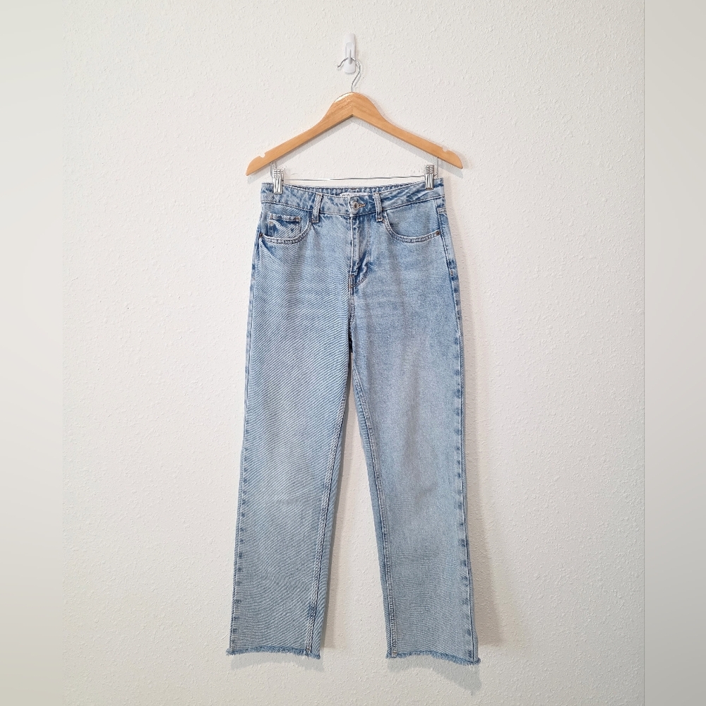 Zara Light Wash Relaxed Straight Jeans 4